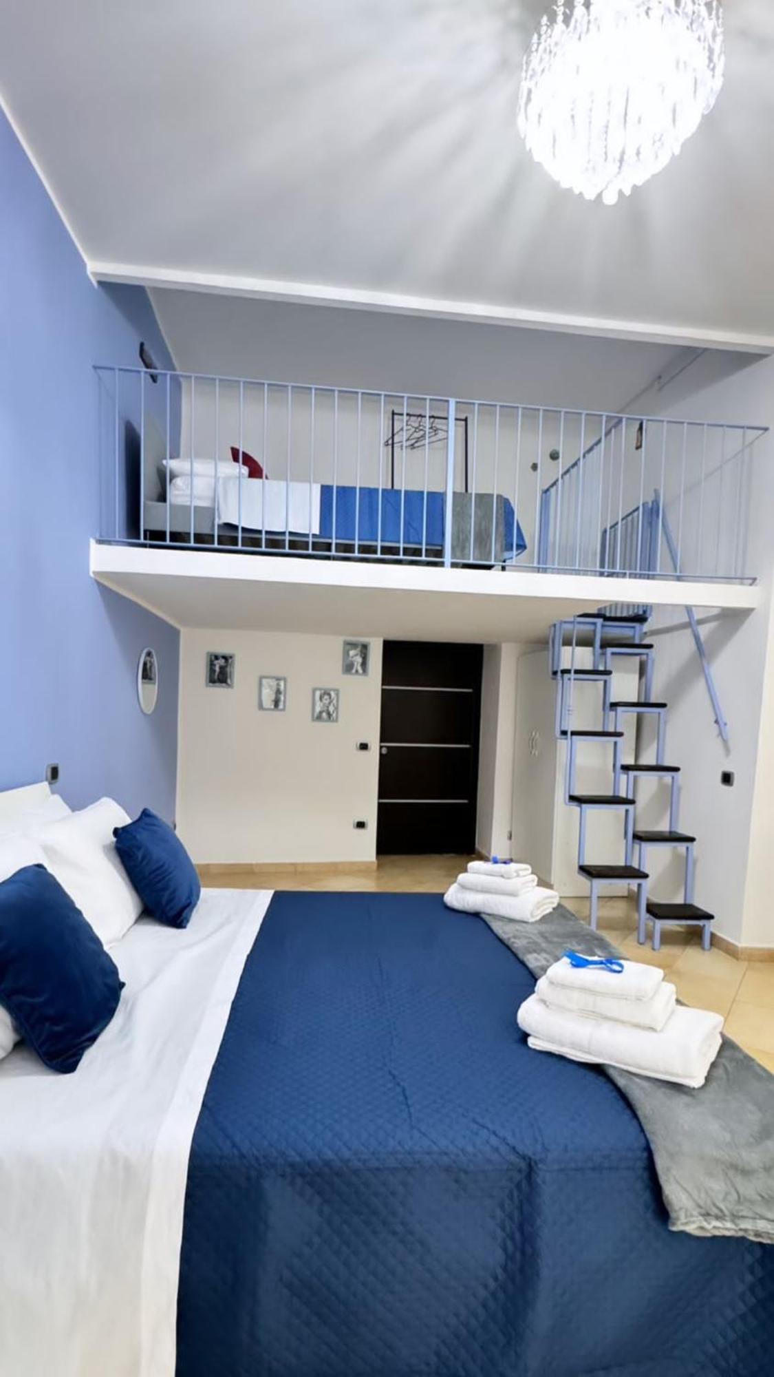 Apartamento Casa Francy E Carmen Napoli Exterior foto